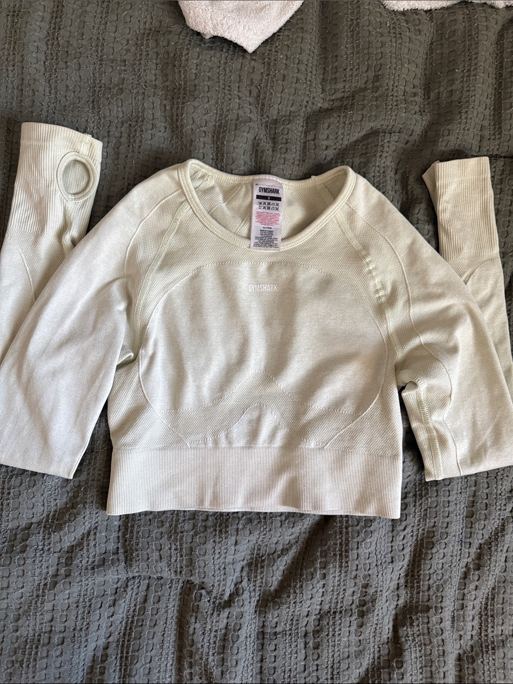 Gymshark Cream Seamless Long Sleeve Crop Top with Thumbholes